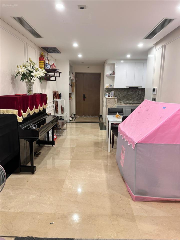 Golden field  bán quỹ căn 2pn tháng 12/2025 giá tốt, có slot xe, nội thất đẹp. chủ thiện chí bán