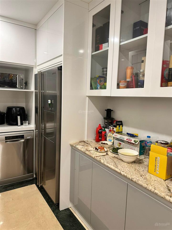 Golden field  bán quỹ căn 2pn tháng 12/2025 giá tốt, có slot xe, nội thất đẹp. chủ thiện chí bán