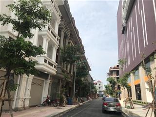 Bán nhà lô góc 6 tầng mặt phố kinh doanh hai mặt tiền, ngay trung tâm khu đô thị sầm uất