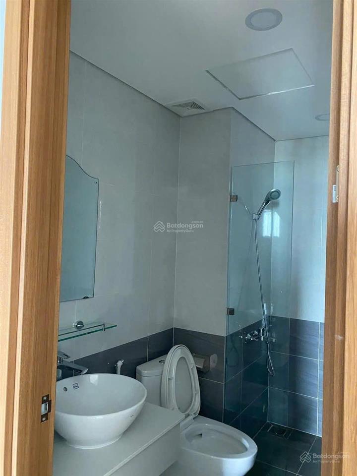 Bán 2pn phúc đạt tower mặt tiền ql1k, liền kề ngay làng đại học, 2.3 tỷ sổ sẵn view mặt tiền ql1k