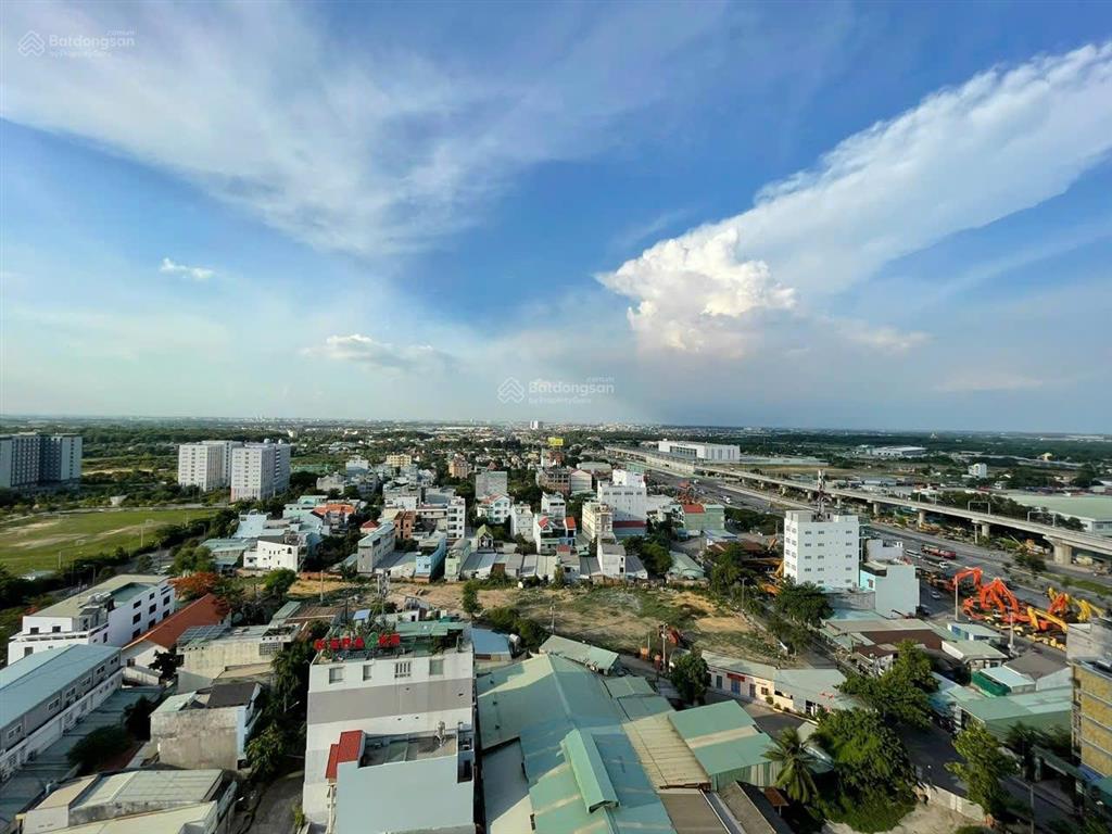 Giỏ hàng bán 2pn bcons suối tiên ngay ga metro 2 tỷ 400tr giá thật , góp 70%. sổ hồng cầm tay