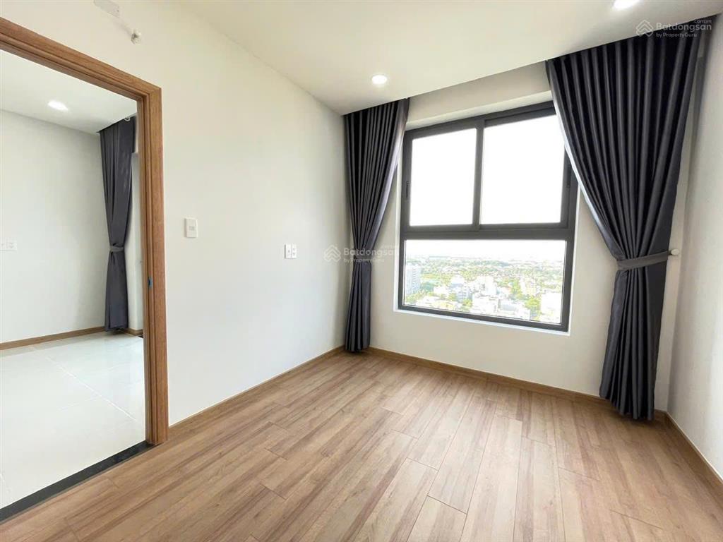Giỏ hàng bán 2pn bcons suối tiên ngay ga metro 2 tỷ 400tr giá thật , góp 70%. sổ hồng cầm tay