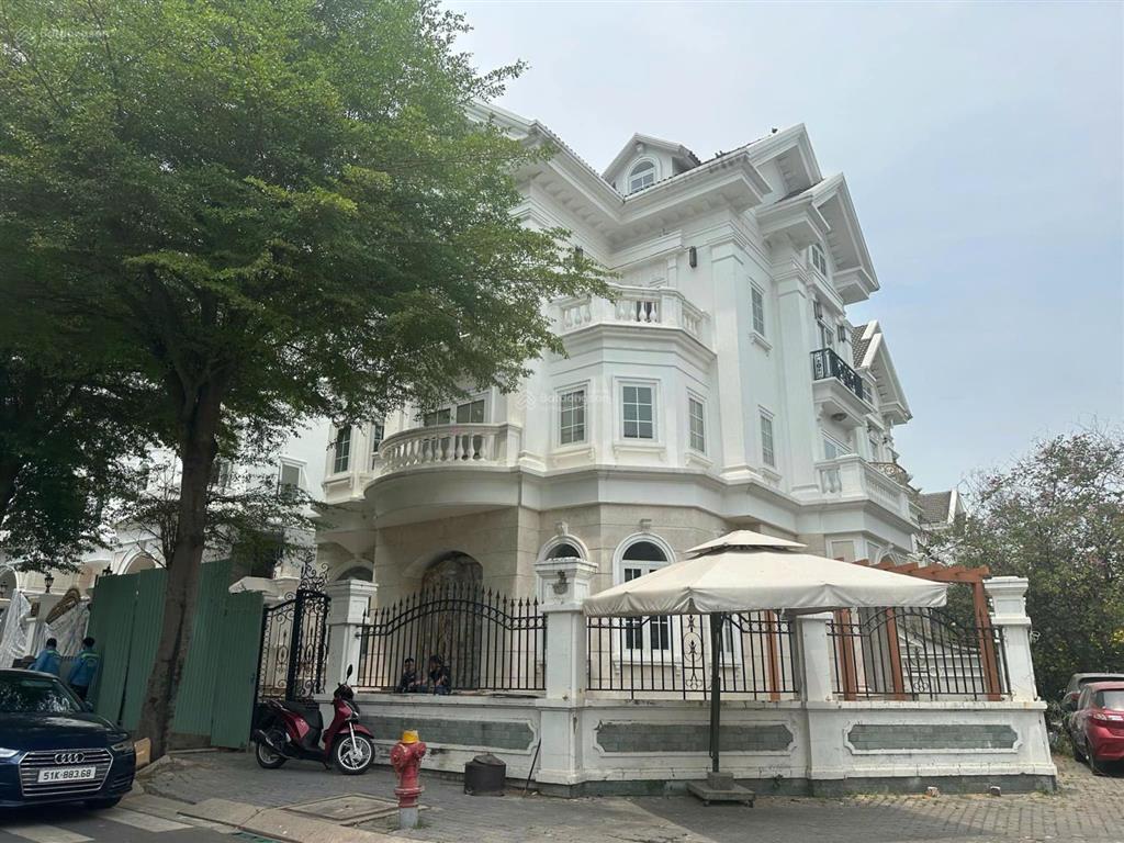Biệt thự cityland garden hill , căn lớn nhất , đẹp nhất dự án 305m2 góc 2 mặt tiền