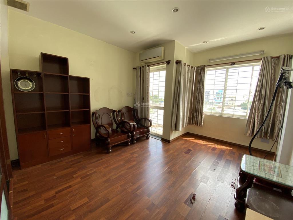 Cho thuê nhà đường dc3 tân phú