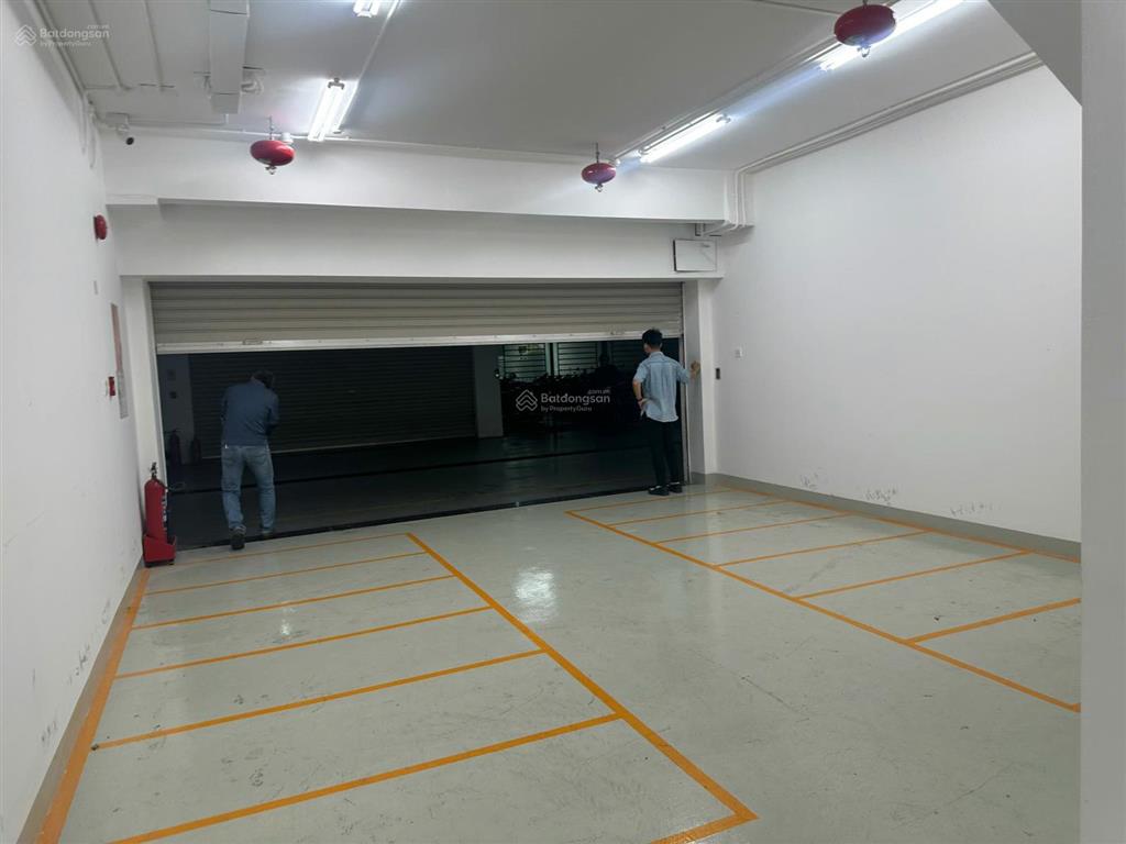 Cho thuê nguyên căn nhà phố saritown sala 5 tầng giá 140 triệu/tháng  đã hoàn thiện