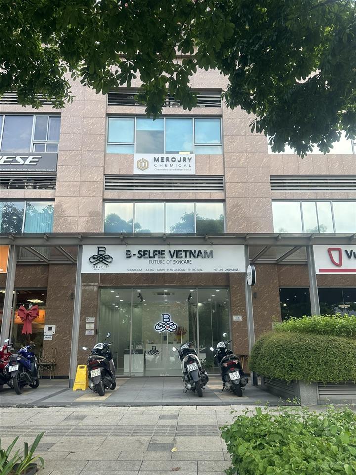 Nguyên căn shophouse sarimi sala cho dt  230m2 cho thuê 118 triệu/tháng