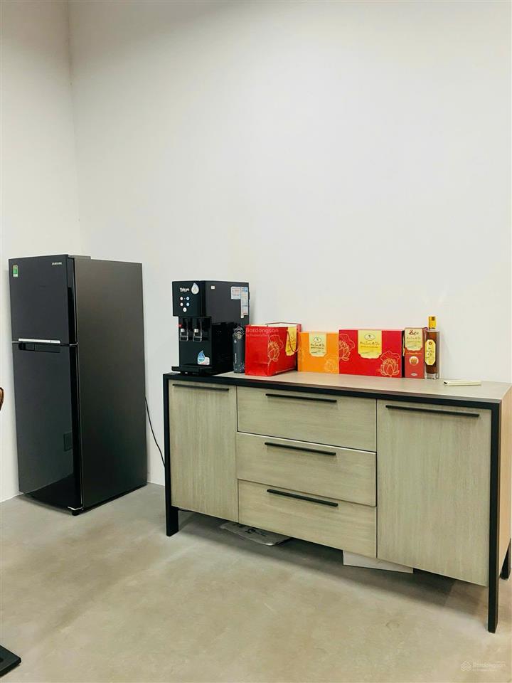 Nguyên căn shophouse sarimi sala cho dt  230m2 cho thuê 118 triệu/tháng