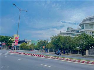 Bán lô siêu phẩm mặt tiền đường kinh doanh võ chí công