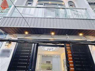 Chỉ 5,5 tỷ  sổ 37,9m2 (4,2/5,3 x 9,4)  3 tầng 3pn 3wc  hẻm thông hoàng diệu