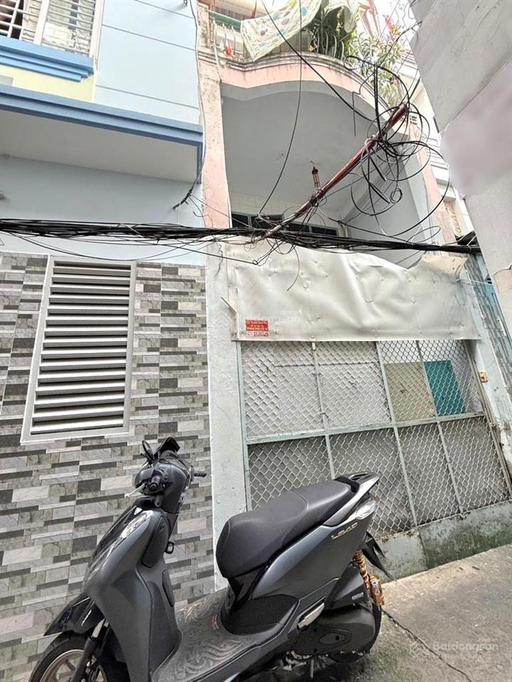 Khu 20 thước vip 2 mặt hẻm trước sau nhà 3 tấm 28,1 m2 đất dân cư. chỉ 3,8 tỷ