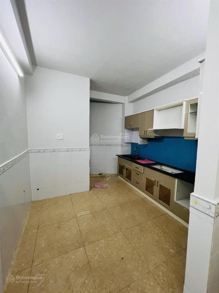 Hẻm thoáng sát mặt tiền hòa hưng  nhà 4 tầng btct hc đủ. 7,45 tỷ