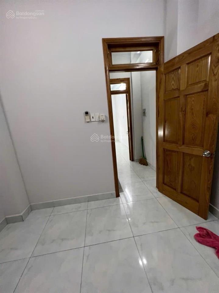 Hẻm thoáng sát mặt tiền hòa hưng  nhà 4 tầng btct hc đủ. 7,45 tỷ