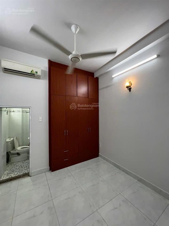 Hẻm thoáng sát mặt tiền hòa hưng  nhà 4 tầng btct hc đủ. 7,45 tỷ