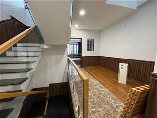 1 căn duy nhất  6 tầng + thang máy  sổ 85,4m² (5 x 16)  hẻm xe tải bến vân đồn