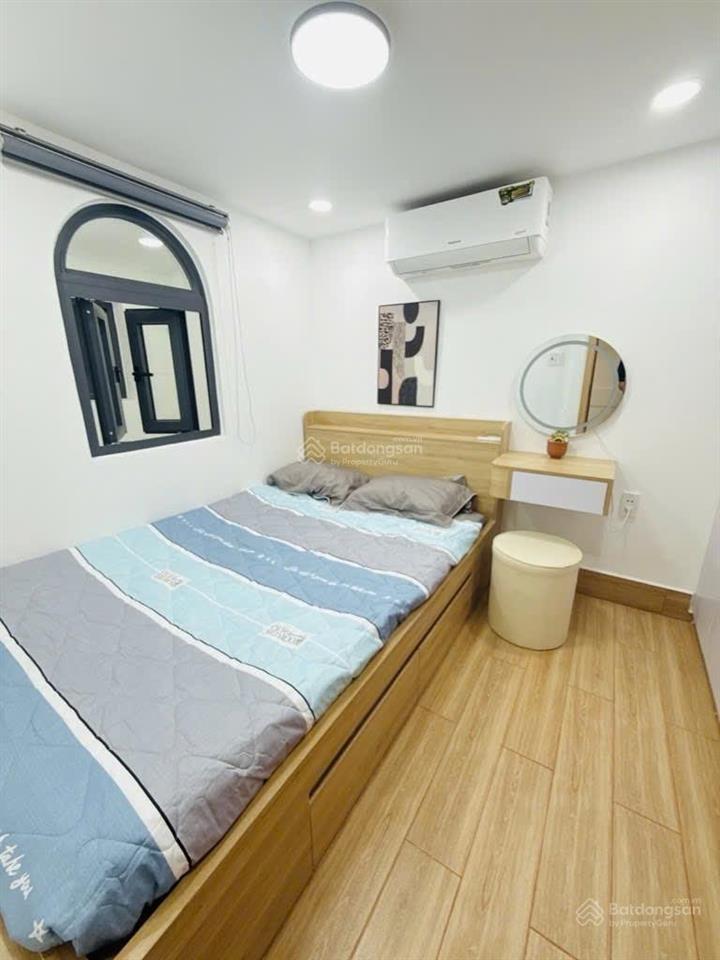 Nhà đẹp full nội thất  hẻm 3,2m lê văn sỹ. chỉ 4,48 tỷ