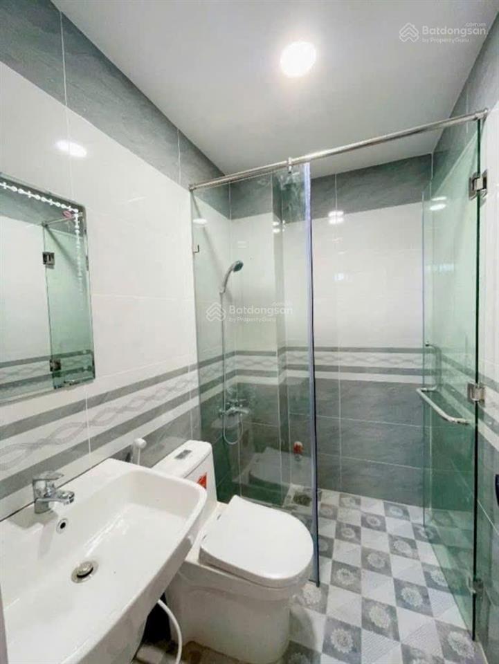 Hẻm 3,5m gần mặt tiền  sổ 39,6 m² (3,75 x 11)  4 tầng 4pn 3wc. chỉ 4,6 tỷ