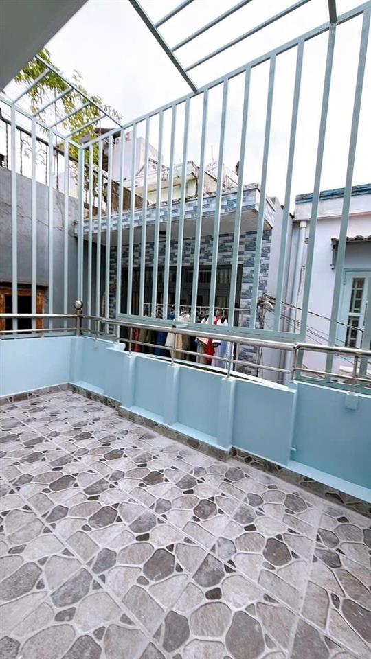 Hẻm 3,5m gần mặt tiền  sổ 39,6 m² (3,75 x 11)  4 tầng 4pn 3wc. chỉ 4,6 tỷ