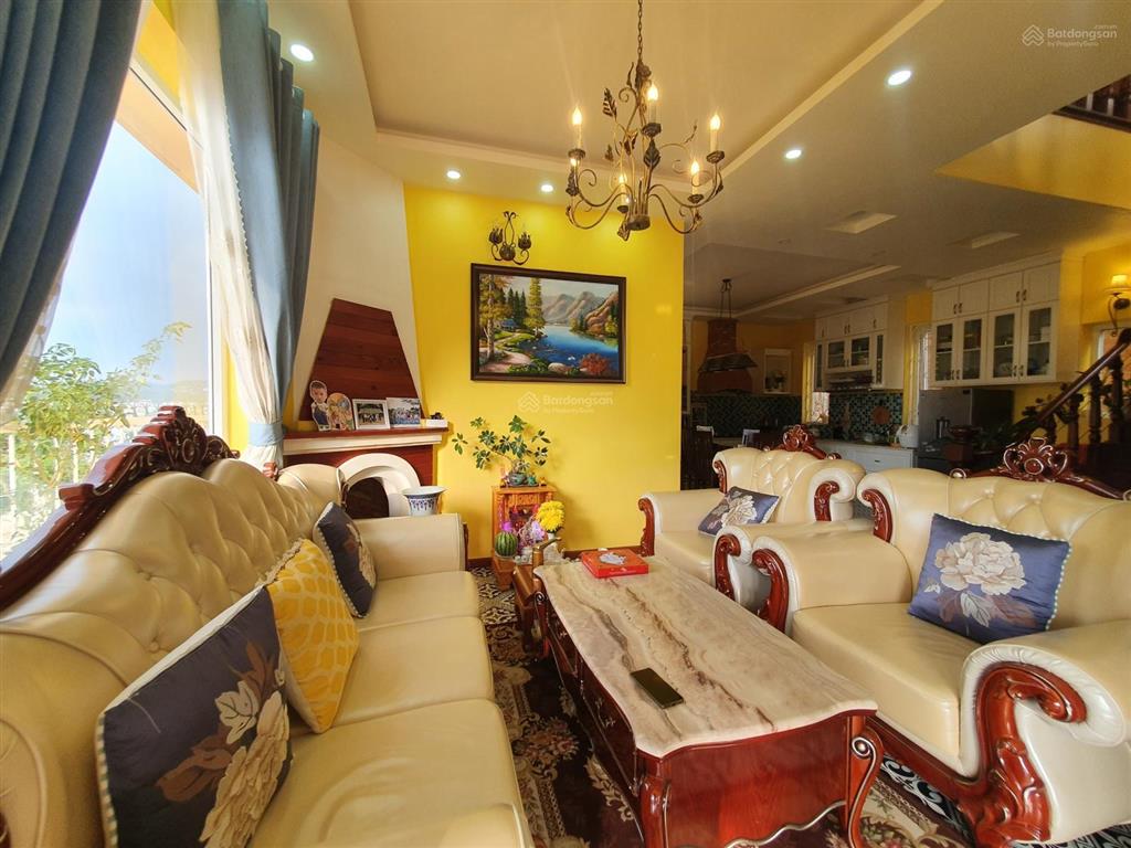 Thiện chí bán căn villa thiết kế đẹp mắt hxh trần quang khải, p8, đà lạt  13 tỷ tlcc