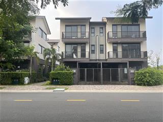 Bán căn bìa nhà phố vườn 1 trệt 1 lầu và 1 trệt 2 lầu, có bìa vườn rộng. giá bán chỉ từ 4,250 tỷ