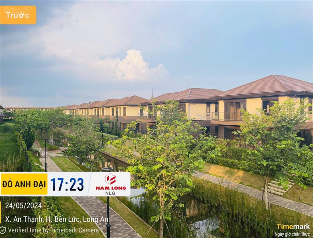 Bán căn biệt thự đơn lập 225m2 (15x15m). đối diện công viên, view kênh đào. giá bán chỉ 9,8 tỷ