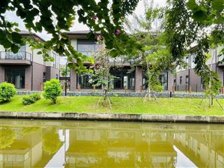 Bán căn biệt thự đơn lập 150m2 225m2. liền kề công viên, view kênh đào. giá bán chỉ từ 7,7 tỷ
