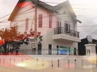 Bán nhà 2 mặt tiền khu măng lin, phường 7, đà lạt 1 trệt 1 lầu, sân đậu 2 ô tô, sổ hồng riêng