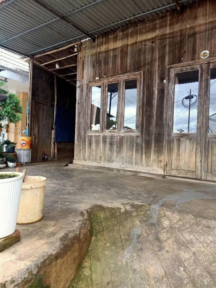 Bán nhà gỗ thái phiên, phường lâm viên mới, tp. đà lạt gần hồ than thở