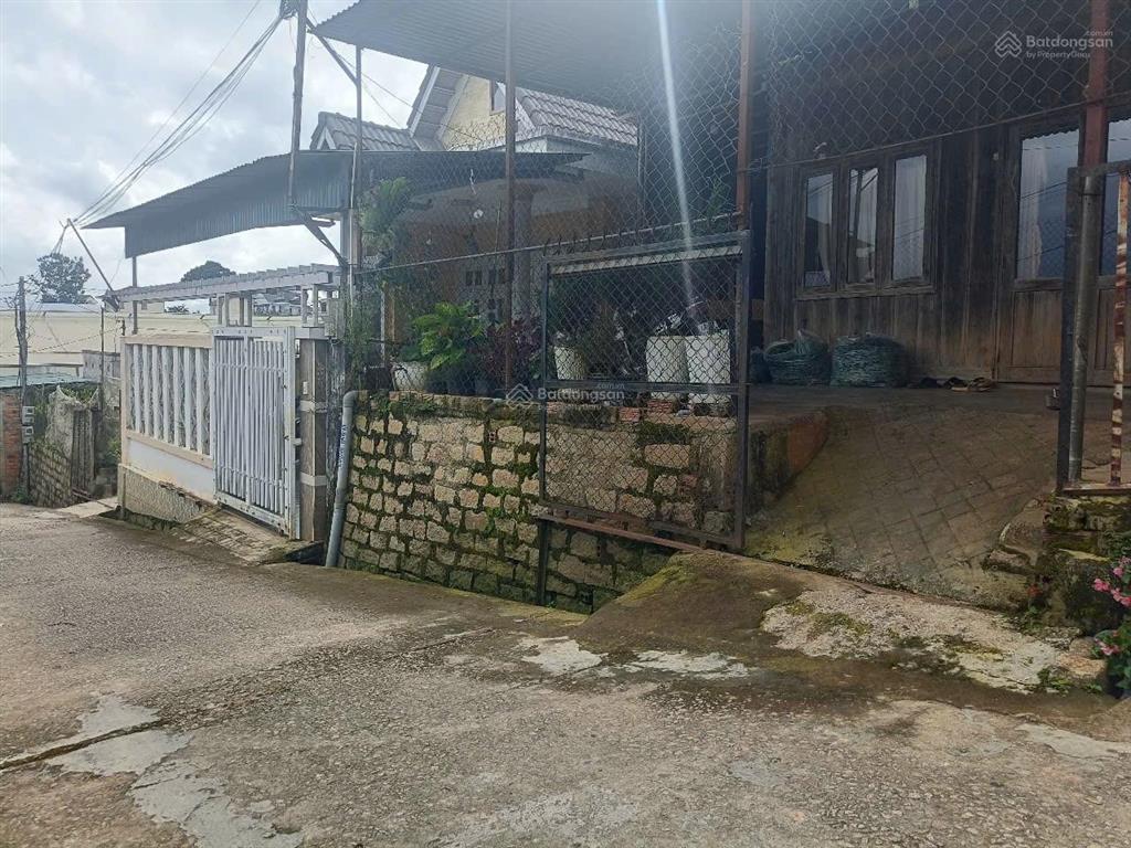 Bán nhà gỗ thái phiên, phường lâm viên mới, tp. đà lạt gần hồ than thở