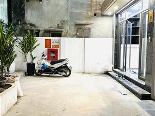Chính chủ bán nhà phố xã đàn chợ khâm thiên 50m2 6tầng thang máy có sân rộng để 10 xe, 9 phòng rộng