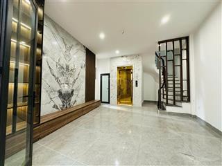 Chính chủ bán nhà xây mới phố lò đúc. 42m2, 5 tầng thang máy, lô góc 2 mặt thoáng, 12.8 tỷ