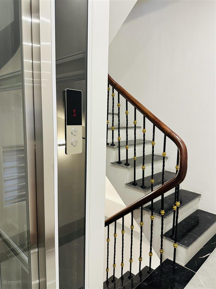 Chính chủ bán nhà xây mới 6t thang máy phố xã đànhồ đắc di, khu dân trí cao, cách ô tô 20m9.6 tỷ