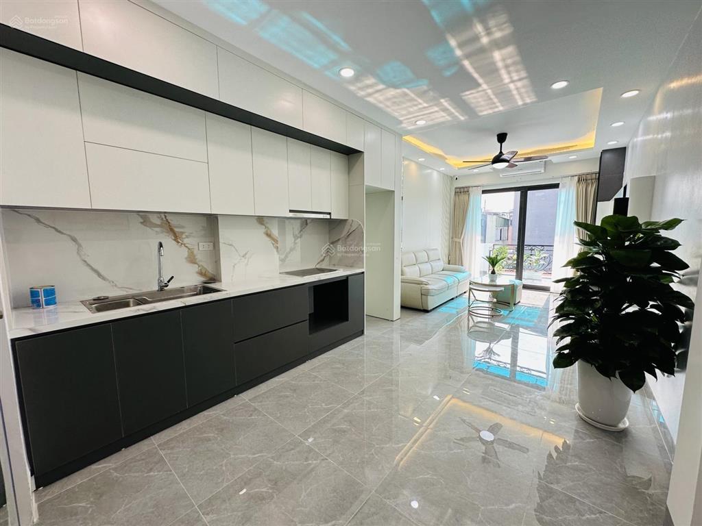 Chính chủ bán nhà xây mới 6t thang máy phố xã đànhồ đắc di, khu dân trí cao, cách ô tô 20m9.6 tỷ