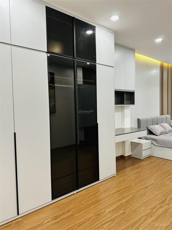 Chính chủ bán nhà xây mới 6t thang máy phố xã đànhồ đắc di, khu dân trí cao, cách ô tô 20m9.6 tỷ