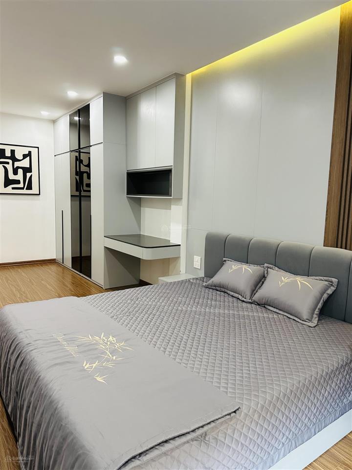 Chính chủ bán nhà xây mới 6t thang máy phố xã đànhồ đắc di, khu dân trí cao, cách ô tô 20m9.6 tỷ