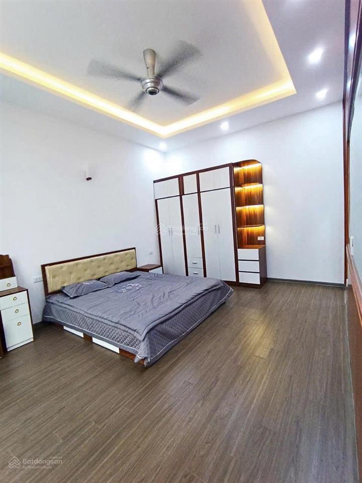 Chính chủ nhà đẹp phố vĩnh hưng 35m2, 5 tầng, ngõ thông, kinh doanh, gần ô tô.