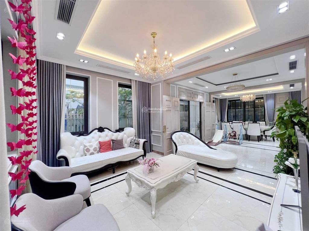 Bán biệt thự làng việt kiều châu âu, mỗ lao, hà đông dt 255m², mt 15m full nội thất giá 6x tỷ