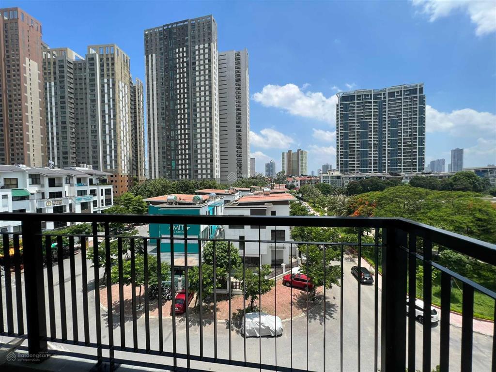 Duy nhất 1 lô biệt thự view hồ trung văn  hoàng thành villas cần bán