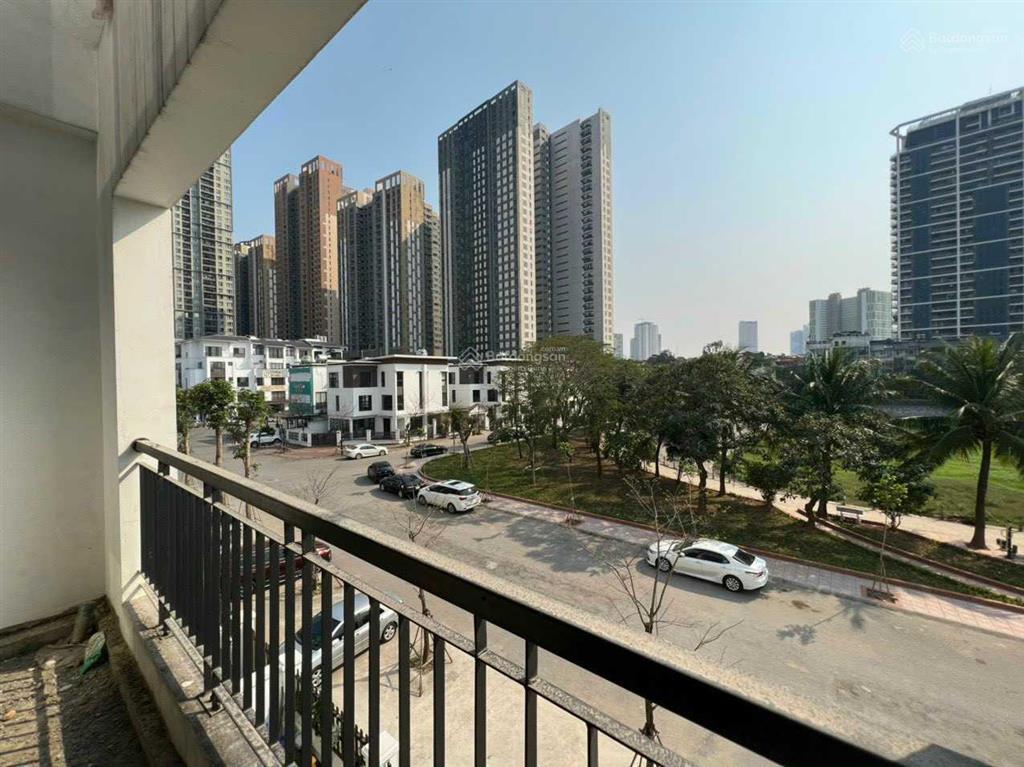 Bán căn liền kề mặt hồ trung văn siêu đẹp, hiếm, giá phù hợp cho nhà đầu tư