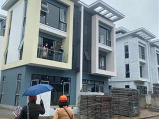 Cần tiền bán nhanh cắt lỗ lô biệt thự song lập hướng đông nam