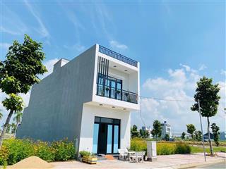 Chủ sài gòn cần tiền gửi bán gấp lô góc đẹp, đường nhựa 13m, full thổ, gần trường, chợ, sổ riêng