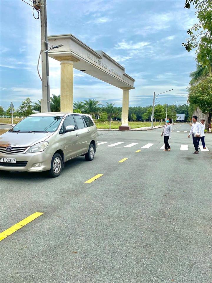 Chính chủ cần tiền gửi bán lỗ lô đất, phường long nguyên, tphcm, mặt tiền đường 25m, sổ hồng riêng