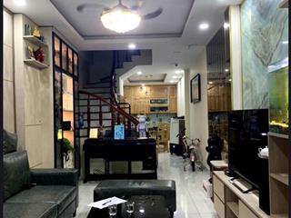 Bán nhà ngã tư sở  thịnh quang 40m2, 5 tầng, ngõ to thông thoáng, full đồ, nhà đẹp. giá nhỉnh 8tỷ