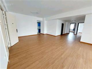Chính chủ bán chung cư 131 trần phú  đại học kiến trúc 155m2, 3 ngủ, lô góc. giá 7.2 tỷ