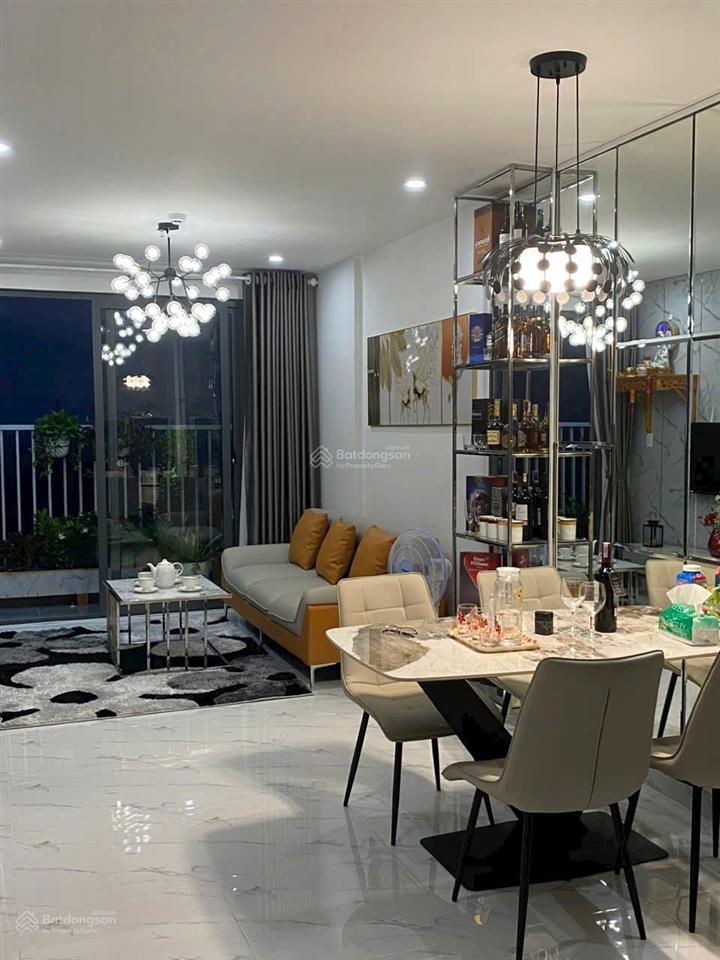Chung cư star tower, 55,6 m2 bao sổ hồng 1,450 tỷ, nhận ký gửi bán đúng 10 ngày xong. trân trọng!