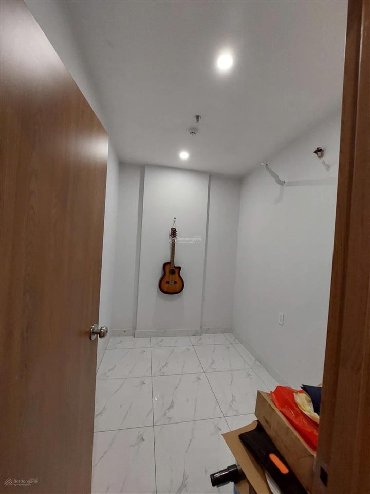(6984) star tower, 49,2 m2, sổ hồng full nội thất 1,220 tỷ. bao sổ, nhận ký gửi bán 10 ngày xong