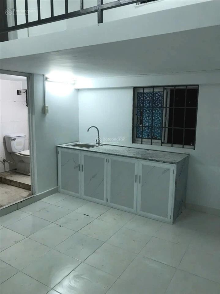Nhà xã hội becamex định hòa, lầu 4 giá 170 triệu. còn bớt cho anh em đang gặp khó khăn về chỗ ở.