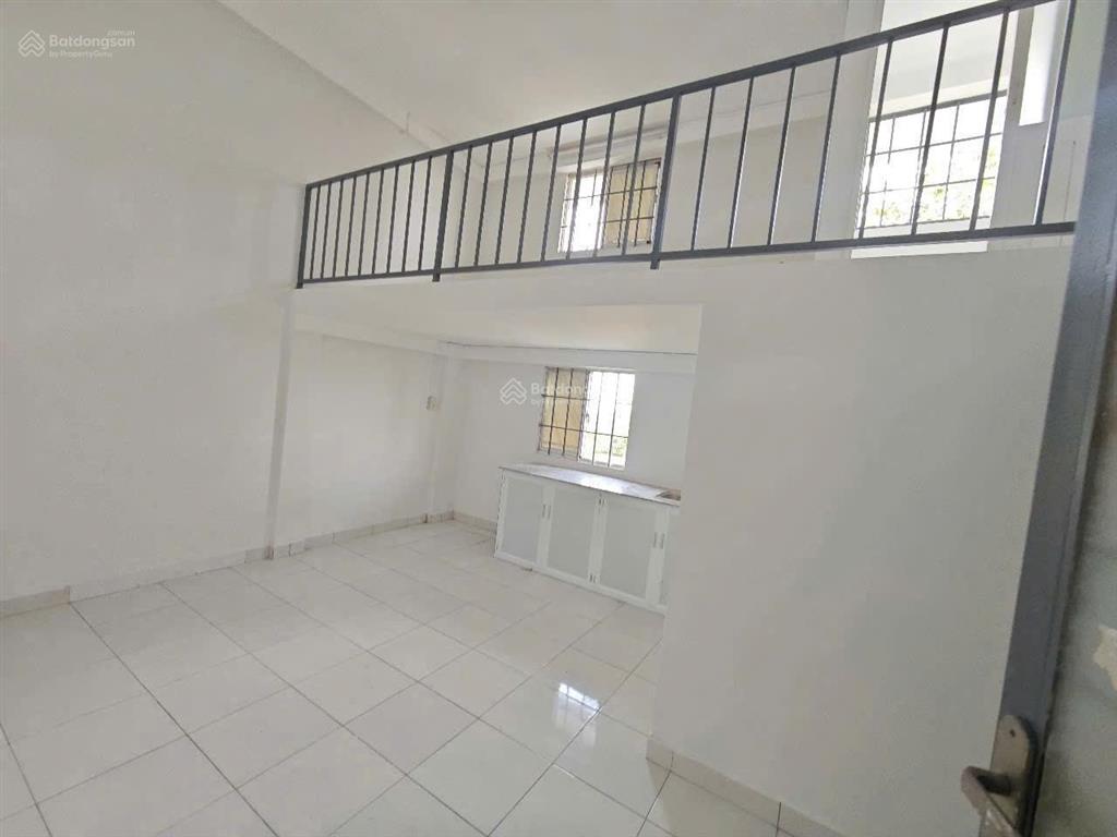 Nhà xã hội định hòa, 60 m2, lầu 3 , bao gồm 2 căn, giá 680 triệu, thuê 3,6 tr/th. sài gòn mua được
