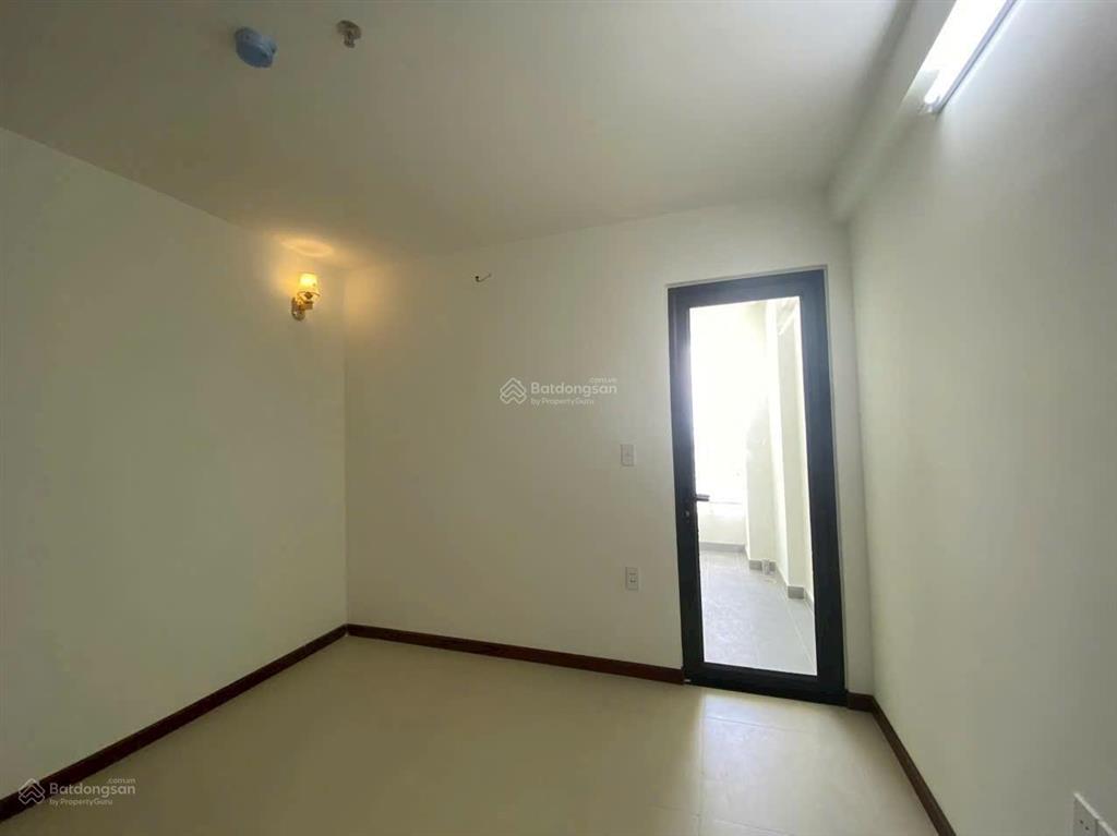 (7972) iris tower, 44,8m2, sổ hồng 1,350 tỷ. cam kết không đăng ảo