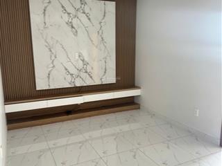 (7613) star tower, tp hcm, 55,6 m² ,bao sổ hồng 1,360 tỷ . cho thuê được 7,5 triệu/th. nhật ký gửi