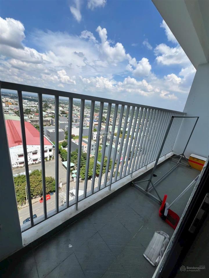 (7607) star tower, 54,6 m² giá  1,3 tỷ. có sổ hồng. nhận ký gửi 10 ngày bán xong. trân trọng!